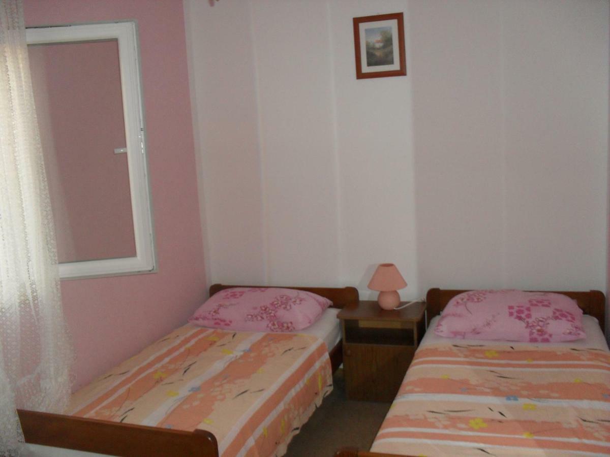 Apartment Zdenka Povljana Ngoại thất bức ảnh